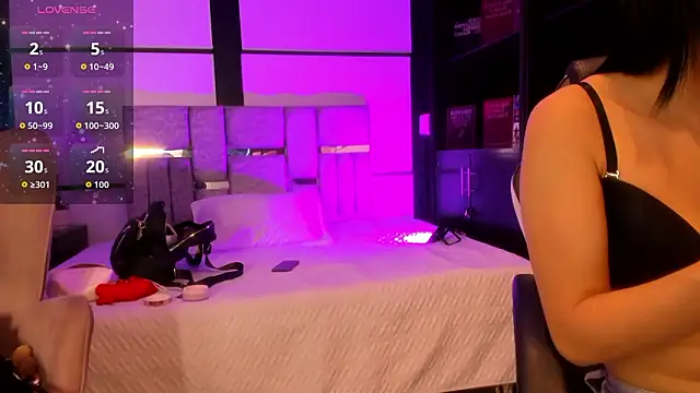 lorraineHunter online show from February 2026 01:44:01 PM