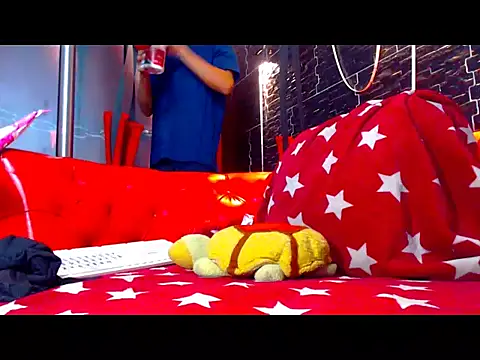 dylan desire online show from April 2026 07:53:01 PM