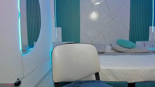 Snapshot of Shantall-blue chatting on February 2026 07:58:02 PM Shantall-blue online show from February 2026 07:58:02 PM