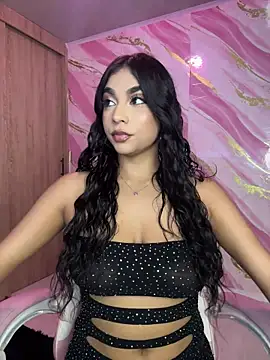 Snapshot of Katie_boss2 chatting on February 2026 01:05:01 AM Katie boss2 online show from February 2026 01:05:01 AM