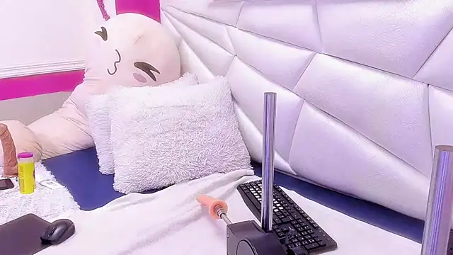 Eloisa Morgan online show from March 2026 03:52:01 AM