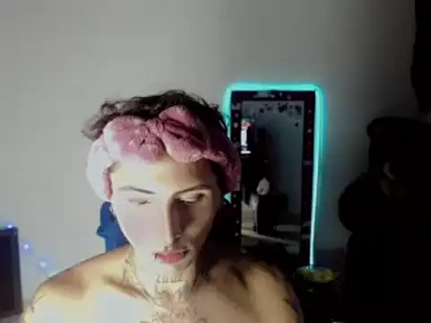 Snapshot of nebullax_mcqueen chatting on February 2026 06:18:02 PM nebullax mcqueen online show from February 2026 06:18:02 PM