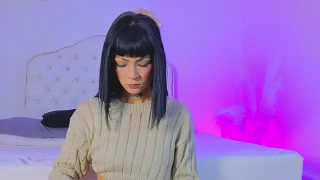 Axarasss  online show from April 2026 12:32:02 PM