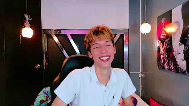 Snapshot of Liam_Green1 chatting on February 2026 12:13:02 PM Liam Green1 online show from February 2026 12:13:02 PM