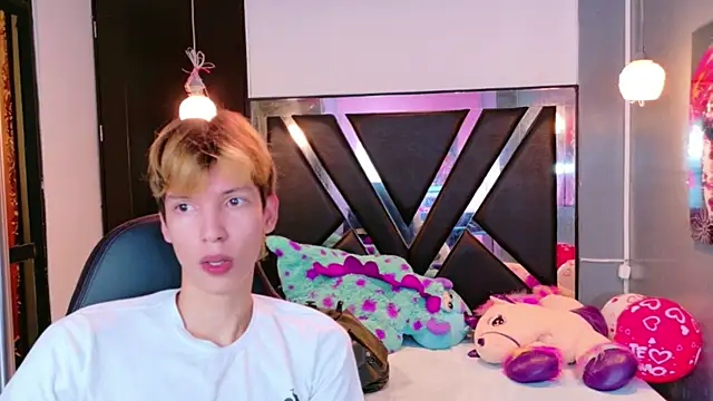 Snapshot of Liam_Green1 chatting on February 2026 12:59:01 PM Liam Green1 online show from February 2026 12:59:01 PM