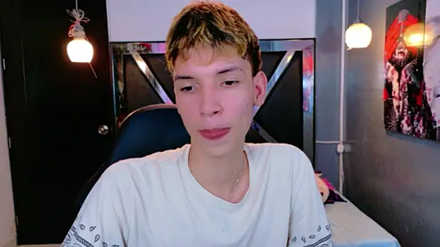 Snapshot of Liam_Green1 chatting on February 2026 07:25:01 PM Liam Green1 online show from February 2026 07:25:01 PM