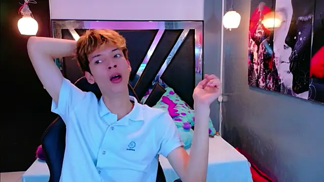 Snapshot of Liam_Green1 chatting on February 2026 11:52:01 AM Liam Green1 online show from February 2026 11:52:01 AM