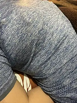 unicornbabe23 online show from May 2026 11:40:02 PM