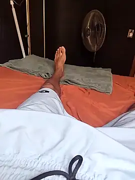 Jmartinss69 online show from April 2026 01:06:02 PM