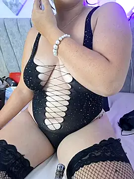 Wild lilhyy online show from May 2026 11:49:02 PM