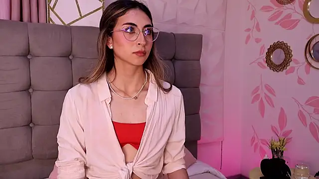 EmmaClark   online show from February 2026 03:22:01 PM