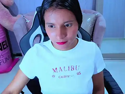 Cataleya23 a online show from April 2026 09:29:01 PM