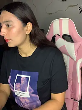 -BabyLuna online show from April 2026 01:45:02 PM