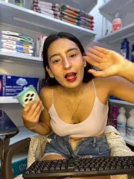 -BabyLuna online show from March 2026 12:29:02 PM