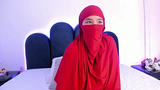 Snapshot of Yaasmin_ chatting on February 2026 07:12:01 PM Yaasmin online show from February 2026 07:12:01 PM