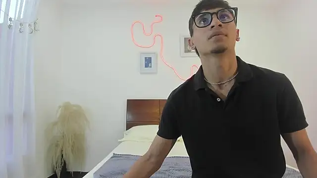 hardcoreheat ind online show from February 2026 11:02:02 PM