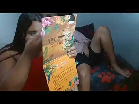 Snapshot of naomyandpablot chatting on February 2026 10:09:02 PM naomyandpablot online show from February 2026 10:09:02 PM