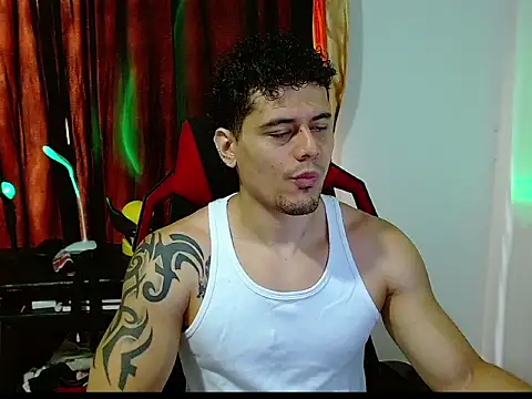 Logan0626 online show from March 2026 04:58:02 PM