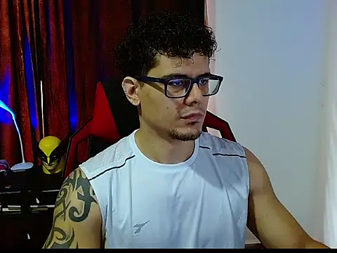 Logan0626 online show from March 2026 02:44:01 PM