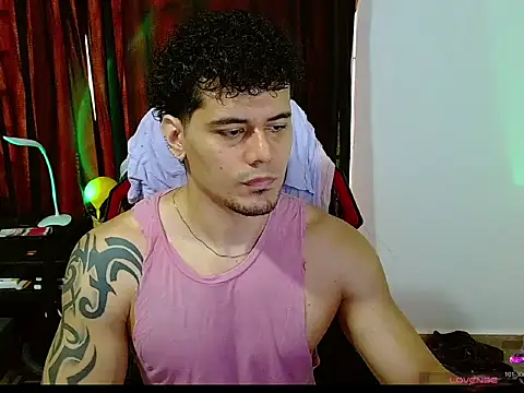 Logan0626 online show from April 2026 01:37:02 PM