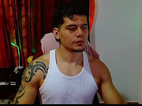 Logan0626 online show from March 2026 04:30:02 PM