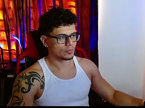 Logan0626 online show from February 2026 09:14:01 PM