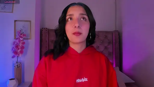 Aris Suarez online show from May 2026 04:34:02 AM