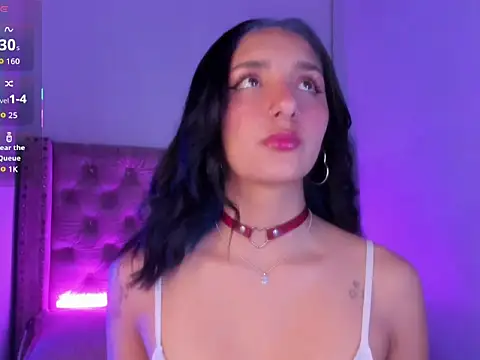 Aris Suarez online show from May 2026 11:34:02 PM