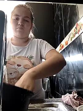 Mia collinx online show from March 2026 03:01:02 PM