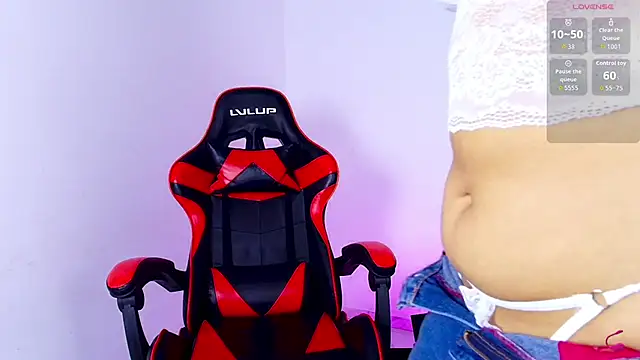 Snapshot of ScarletMoonxxx chatting on February 2026 09:05:02 PM ScarletMoonxxx online show from February 2026 09:05:02 PM