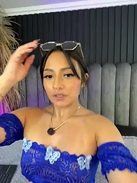Nanda vixen  online show from April 2026 11:44:01 PM