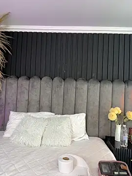 Snapshot of Nanda_vixen_ chatting on February 2026 08:33:02 PM Nanda vixen online show from February 2026 08:33:02 PM