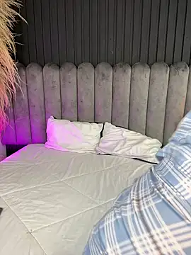 Nanda vixen  online show from March 2026 07:31:01 PM