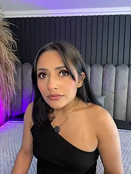 Nanda vixen  online show from May 2026 11:08:01 PM
