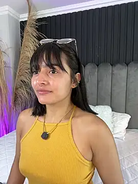 Snapshot of Nanda_vixen_ chatting on February 2026 08:53:02 PM Nanda vixen online show from February 2026 08:53:02 PM