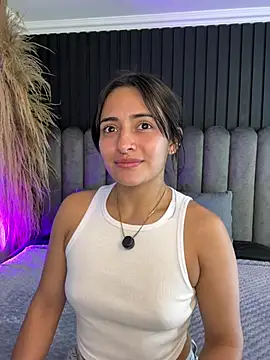 Nanda vixen  online show from May 2026 11:02:02 PM