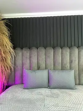 Nanda vixen  online show from April 2026 11:56:01 PM