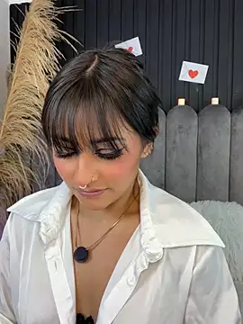 Snapshot of Nanda_vixen_ chatting on February 2026 08:52:02 PM Nanda vixen online show from February 2026 08:52:02 PM