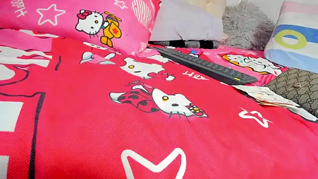 MiaEvans0 online show from July 2026 06:41:01 PM