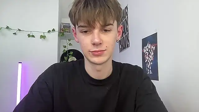 YourMilkyGuy online show from April 2026 01:59:01 PM