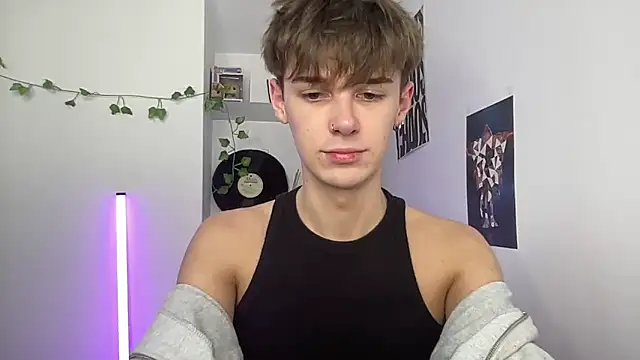 YourMilkyGuy online show from April 2026 03:49:02 PM
