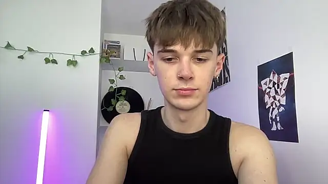 YourMilkyGuy online show from March 2026 03:36:02 PM