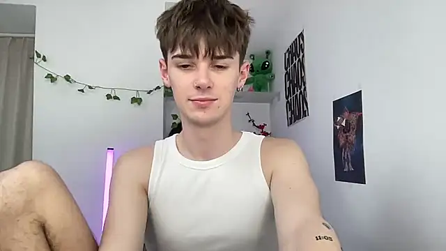 YourMilkyGuy online show from June 2026 11:37:02 AM