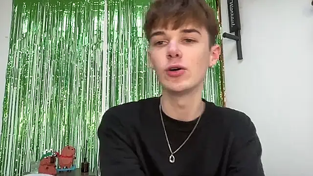 YourMilkyGuy online show from February 2026 02:29:01 PM