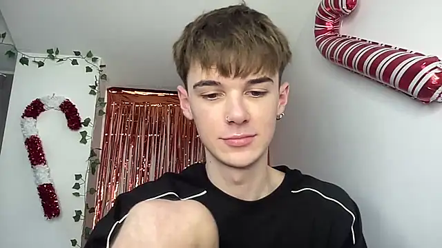 YourMilkyGuy online show from February 2026 01:33:02 PM