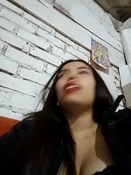 Ariana Castillo   online show from February 2026 01:13:02 AM