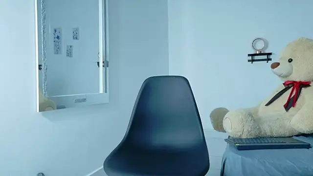 Fit valkiria online show from April 2026 08:03:02 PM