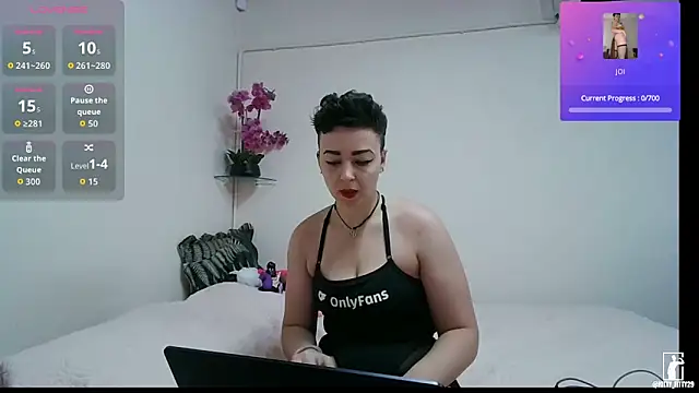 kittyfitty29 online show from May 2026 11:29:01 PM