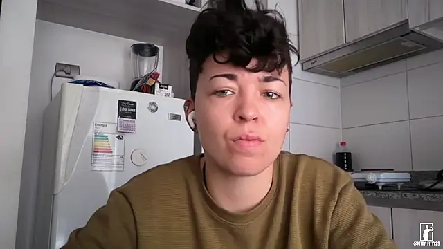 kittyfitty29 online show from February 2026 03:23:01 PM