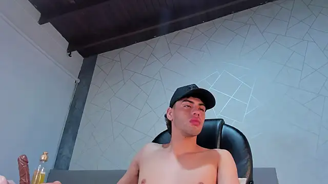 Milo Thompson online show from April 2026 11:38:02 AM